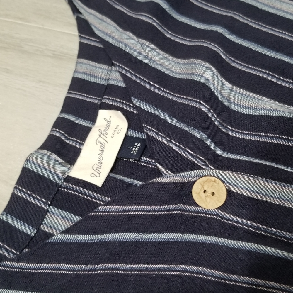 Universal thread blouse - Picture 3 of 3